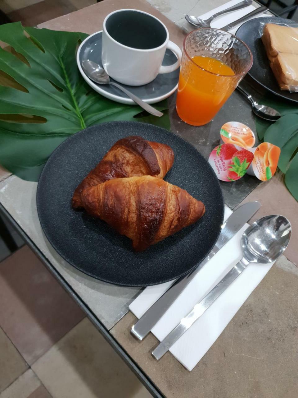 Palermo Inn Suite Экстерьер фото